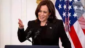 उपराष्ट्रपति कमला हैरिस ने यूक्रेन और पूर्वी यूरोप में मानवीय सहायता के लिए अतिरिक्त अमेरिकी फ़ंडिंग की घोषणा की