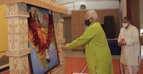 प्रतिवर्ष बड़ी संख्या में युवा संघ से जुड़ रहे हैं – मनमोहन वैद्य जी प्रतिवर्ष बड़ी संख्या में युवा संघ से जुड़ रहे हैं – मनमोहन वैद्य जी