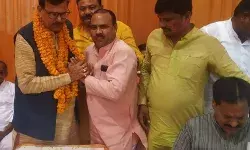 शाका को विधायक बनाकर बरहज की जनता गदगद है _ संजय पासवान