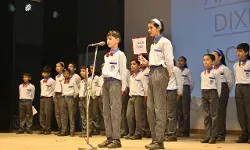 एलपीसी - ए , ब्लॉक राजाजीपुरम में बच्चों ने क्लास प्रेजेंटेशन दिया