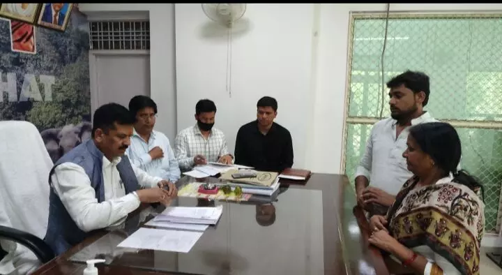 दूसरे दिन 01 प्रत्याशी द्वारा दाखिल किया गया नामांकन पत्र