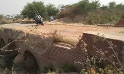 नगराम गंगागंज जर्जर मार्ग का पुनरूद्धार न कराए जाने से आवागमन बदहाल.. नगराम खुजौली मार्ग भी बदहाल नगराम गंगागंज जर्जर मार्ग का पुनरूद्धार न कराए जाने से आवागमन बदहाल.. नगराम खुजौली मार्ग भी बदहाल