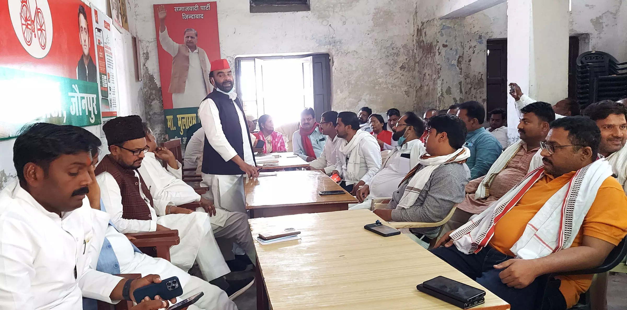 समाजवादी पार्टी की मासिक बैठक सम्पन्न