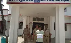 рдмреБрд▓рдбреЛрдЬрд░ рд╡ рдХреБрд░реНрдХреА рдХреЗ рдбрд░ рд╕реЗ рдЕрдкрд░рд╛рдзреА рдХрд╛ рдерд╛рдиреЗ рдореЗрдВ рдЖрддреНрдорд╕рдорд░реНрдкрдг рдмреБрд▓рдбреЛрдЬрд░ рд╡ рдХреБрд░реНрдХреА рдХреЗ рдбрд░ рд╕реЗ рдЕрдкрд░рд╛рдзреА рдХрд╛ рдерд╛рдиреЗ рдореЗрдВ рдЖрддреНрдорд╕рдорд░реНрдкрдг