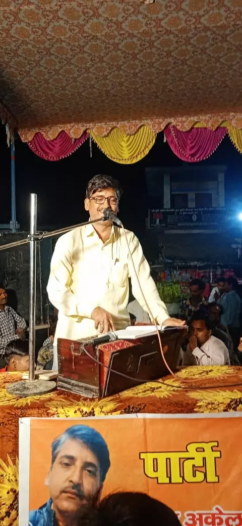 मलिहाबाद में जवाबी कीर्तन संपन्न, लाल शब्द पर हुआ कड़ा मुकाबला