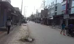 पत्रकारों की रिहाई के लिए चल रहे आंदोलन के समर्थन में बलिया बंद का व्यापक असर पत्रकारों की रिहाई के लिए चल रहे आंदोलन के समर्थन में बलिया बंद का व्यापक असर