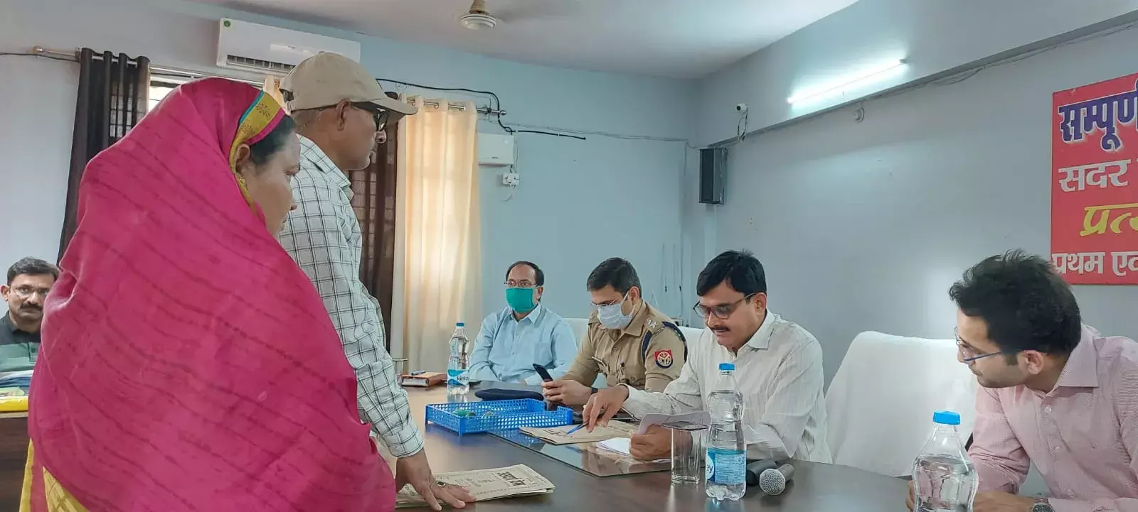 जनसमस्याओं का समयान्तर्गत व गुणवत्तापरक समाधान सरकार की प्राथमिकता: जिलाधिकारी जनसमस्याओं का समयान्तर्गत व गुणवत्तापरक समाधान सरकार की प्राथमिकता: जिलाधिकारी