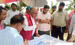 बाढ़ एवं कटानरोधी कार्यो को हर हाल में 30 जून तक करें पूरा- डीएम