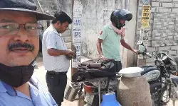 खाद्य सुरक्षा विभाग ने जाँच हेतु भरे दूध के नमूनें खाद्य सुरक्षा विभाग ने जाँच हेतु भरे दूध के नमूनें