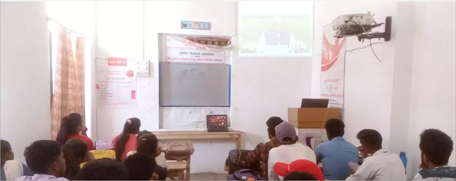 किसानों को जागरूक करने के लिये केन्द्रीय मंत्री ने किया सीधा संवाद किसानों को जागरूक करने के लिये केन्द्रीय मंत्री ने किया सीधा संवाद