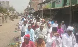 शांति सद्भाव के बीच अलविदा की नमाज संपन्न शांति सद्भाव के बीच अलविदा की नमाज संपन्न