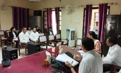 नोडल अधिकारी की अध्यक्षता में सम्पन्न हुई समीक्षा बैठक