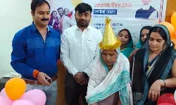 कोइरीपुर में शिवालय इण्डेन गैस एजेंसी पर उज्ज्वला दिवस मनाया गया