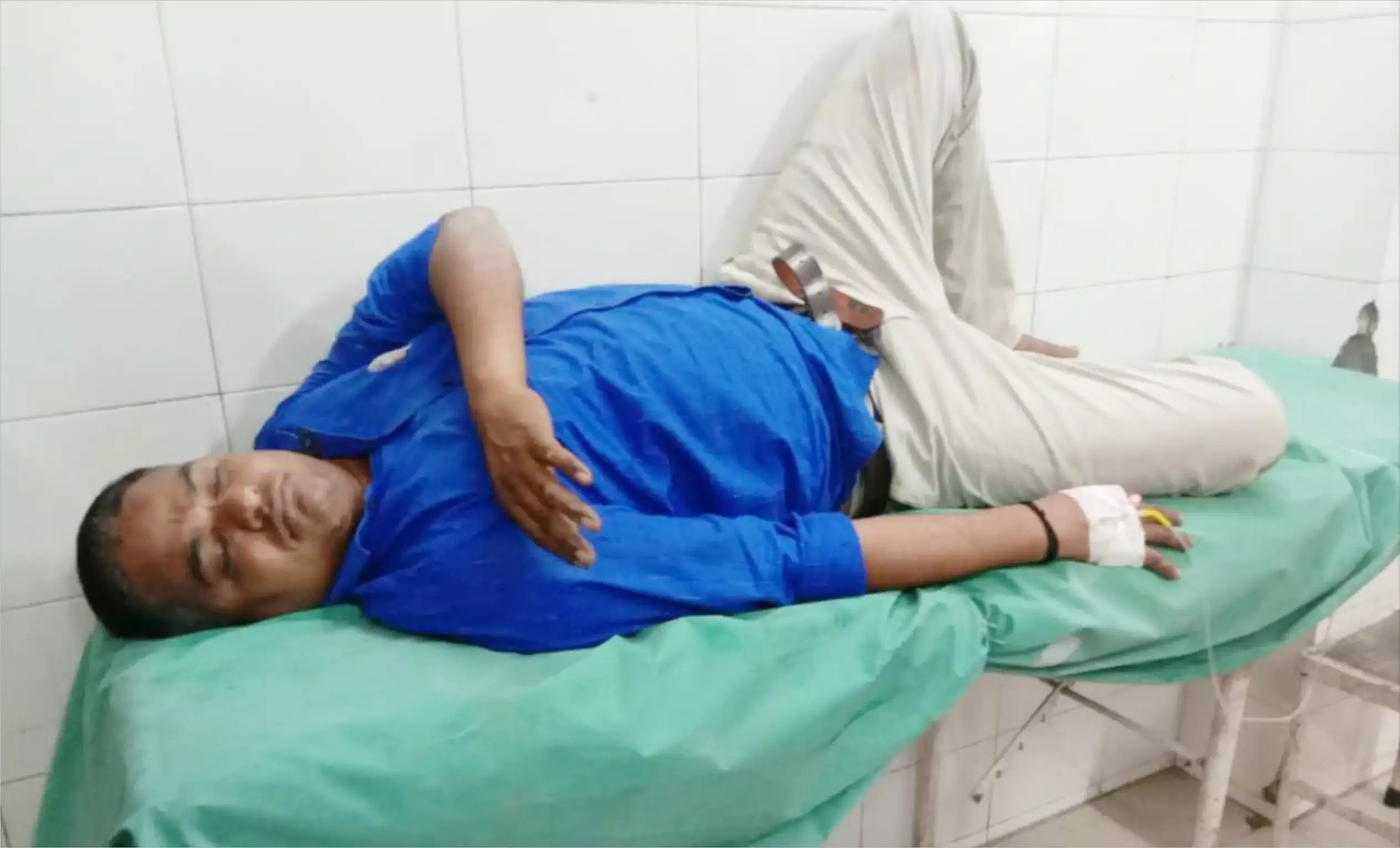 рддреЗрд▓, рдорд╕рд╛рд▓рд╛, рдЪрд┐рдХрдирд╛ рдЦрд╛рджреНрдп/рдкреЗрдп рдкрджрд╛рд░реНрдереЛрдВ рд╕рд╣рд┐рдд рдзреБрд▓, рдзреБрдВрдЖ рд╕реЗ рдмрдЪреЗрдВрдГ рдбрд╛. рдЕрддреБрд▓ рд╢реНрд░реАрд╡рд╛рд╕реНрддрд╡ рддреЗрд▓, рдорд╕рд╛рд▓рд╛, рдЪрд┐рдХрдирд╛ рдЦрд╛рджреНрдп/рдкреЗрдп рдкрджрд╛рд░реНрдереЛрдВ рд╕рд╣рд┐рдд рдзреБрд▓, рдзреБрдВрдЖ рд╕реЗ рдмрдЪреЗрдВрдГ рдбрд╛. рдЕрддреБрд▓ рд╢реНрд░реАрд╡рд╛рд╕реНрддрд╡