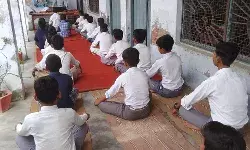 सरस्वती विद्या मंदिर में हुआ योग शिविर का आयोजन