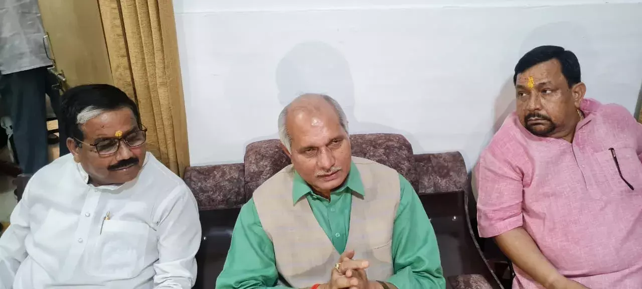 सरकार गाय का दूध और गोबर भी खरीदेगी: धर्मपाल सिंह