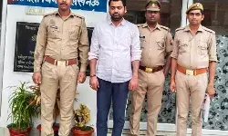 рдкрддреНрдиреА рдХреА рд╣рддреНрдпрд╛ рдХреЗ рдЖрд░реЛрдк рдореЗрдВ рдкрддрд┐ рдЧрд┐рд░рдлреНрддрд╛рд░ рдкрддреНрдиреА рдХреА рд╣рддреНрдпрд╛ рдХреЗ рдЖрд░реЛрдк рдореЗрдВ рдкрддрд┐ рдЧрд┐рд░рдлреНрддрд╛рд░