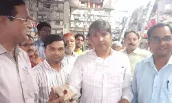 नकली स्ट्रिप बेचने की शिकायत पर छापेमारी