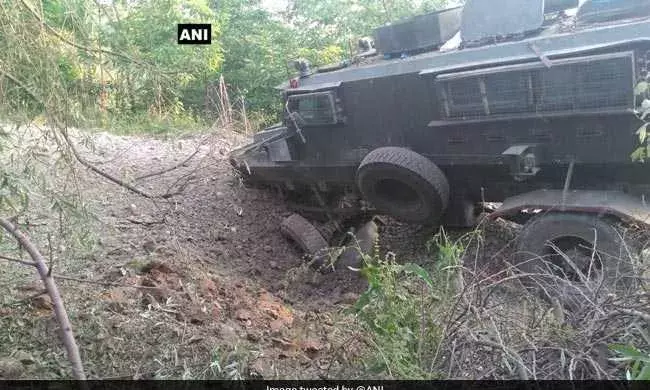 सोपियां बम ब्लास्ट में तीन सैनिक घायल , कश्मीर में हिंसा बढ़ती जा रही है