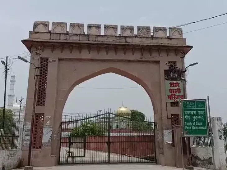 जिस मस्जिद के बाहर जुमे की नमाज के बाद हिंसा हो उसपर सख्त कार्रवाई करे सरकार