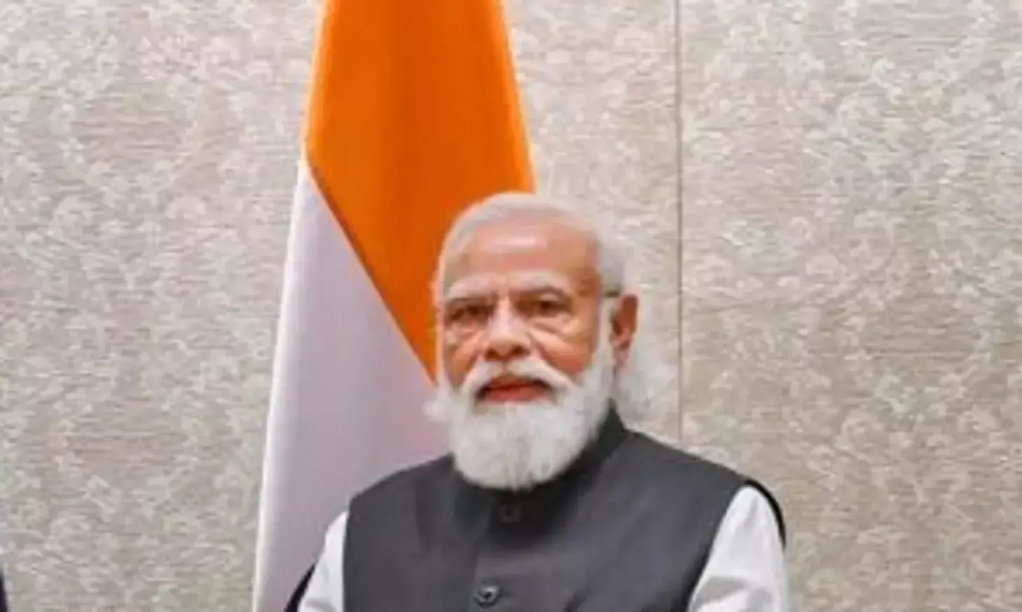 प्रधानमंत्री ने सभी सेआग्रह किया की   योग को दैनिक जीवन का हिस्सा बनाये