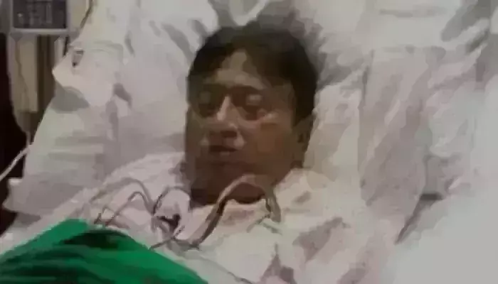 पाकिस्तान के तानाशाह और पूर्व राष्ट्रपति परवेज मुशर्रफ की हालत ख़राब , उनके मौत की खबर अभी अफवाह पाकिस्तान के तानाशाह और पूर्व राष्ट्रपति परवेज मुशर्रफ की हालत ख़राब , उनके मौत की खबर अभी अफवाह