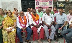 महीने भर पैदल यात्रा कर मां वैष्णो देवी के दर्शन कर वापस लौटा भक्त महीने भर पैदल यात्रा कर मां वैष्णो देवी के दर्शन कर वापस लौटा भक्त