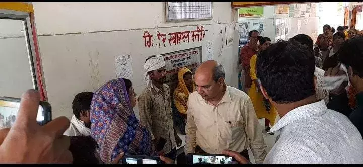 सिजेरियन ऑपरेशन के नाम पर प्रसव पीड़िता के पति से वसूला गया ₹5000 सिजेरियन ऑपरेशन के नाम पर प्रसव पीड़िता के पति से वसूला गया ₹5000