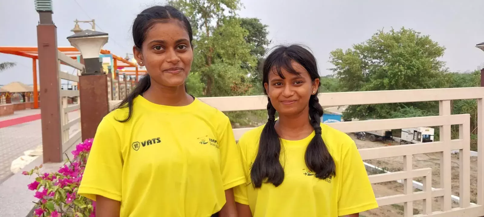 कानपुर को मिली बोट क्लब की सौगात, गंगा की लहरों पर पहली बार दौड़ी नौकायें,