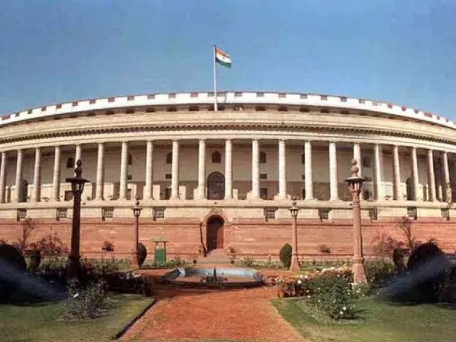 असंसदीय शब्दो की सूची पर आखिर क्यों हंगामा मचा रहा विपक्ष असंसदीय शब्दो की सूची पर आखिर क्यों हंगामा मचा रहा विपक्ष