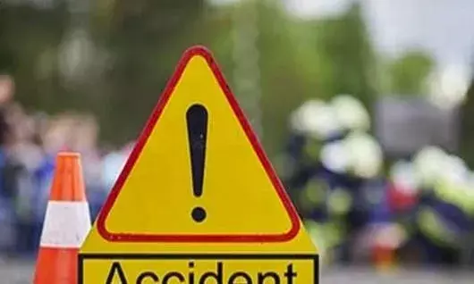 UP: Bus-truck collision in Lakhimpur Kheri results in 8 fatalities and more than 25 injuries