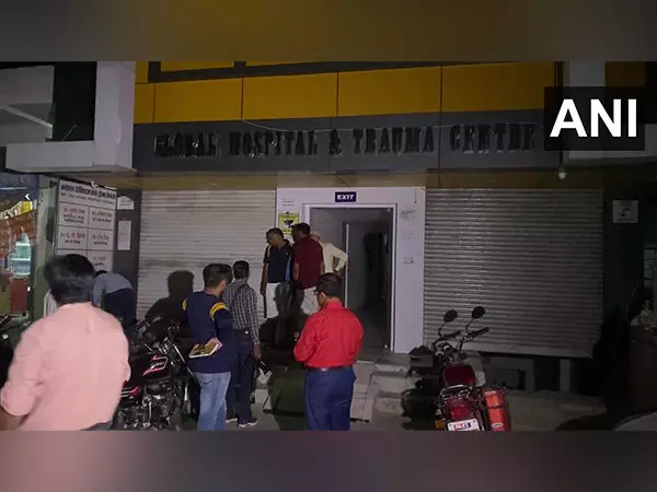 Prayagraj Hospital in Uttar Pradesh received a demolition order after giving juice as an IV drip to a dengue patient Prayagraj Hospital in Uttar Pradesh received a demolition order after giving juice as an IV drip to a dengue patient