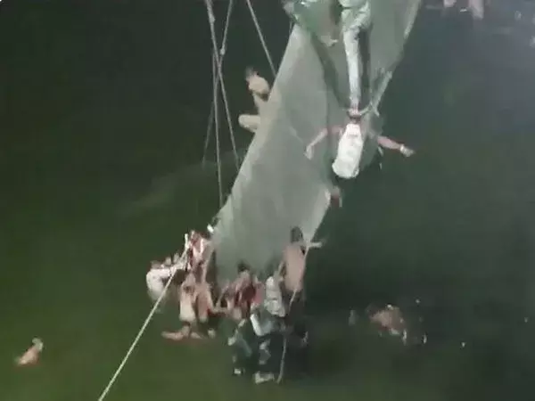 Gujarat Police file a report accusing a bridge repair company of culpable homicide in the Morbi disaster Gujarat Police file a report accusing a bridge repair company of culpable homicide in the Morbi disaster