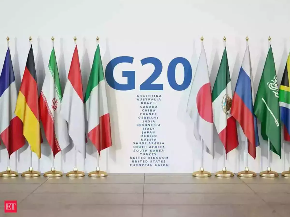 प्रधानमंत्री मोदी ने जी-20  का लोगो जारी किया जिसमें थीम और वेबसाइट भी लांच कर दी गई है ।
