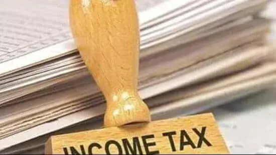 IT ने 4 मीट कंपनियों पे छापेमारी में, बरामद किये 1000 करोड़ रुपये कैश IT ने 4 मीट कंपनियों पे छापेमारी में, बरामद किये 1000 करोड़ रुपये कैश