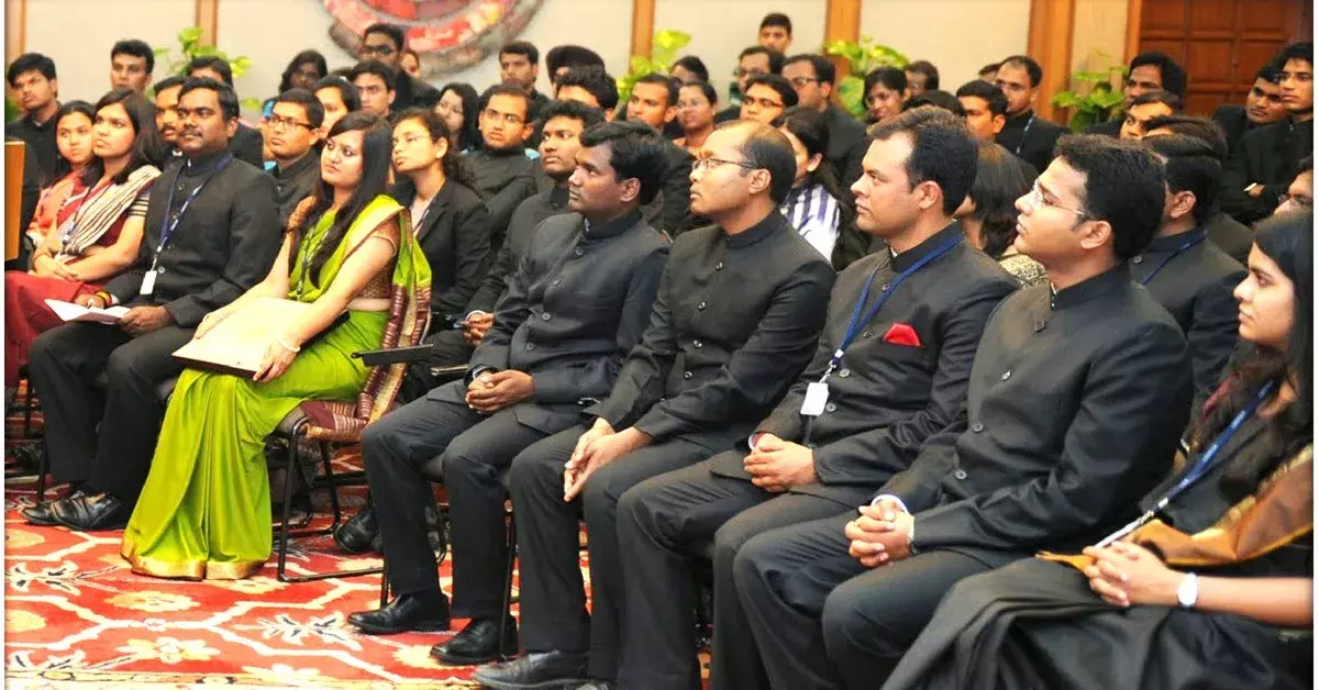 नए साल का तोहफे के तौर पर मिलेगा 100 से ज्यादा आईएएस अफसरों को प्रमोशन