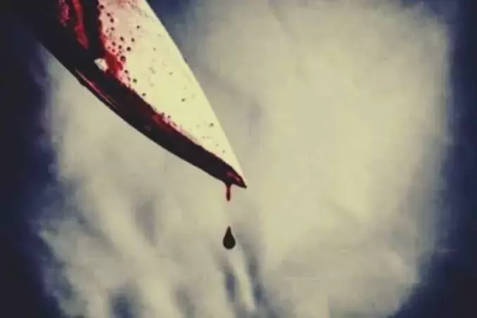 बेंगलुरू कैंपस में कॉलेज छात्र की चाकू मारकर हत्या, हत्यारे ने खुद को भी चाकू मारा बेंगलुरू कैंपस में कॉलेज छात्र की चाकू मारकर हत्या, हत्यारे ने खुद को भी चाकू मारा