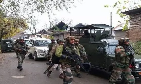जम्मू-कश्मीर के राजौरी जिले में आतंकी हमले के एक दिन बाद धमाका जम्मू-कश्मीर के राजौरी जिले में आतंकी हमले के एक दिन बाद धमाका