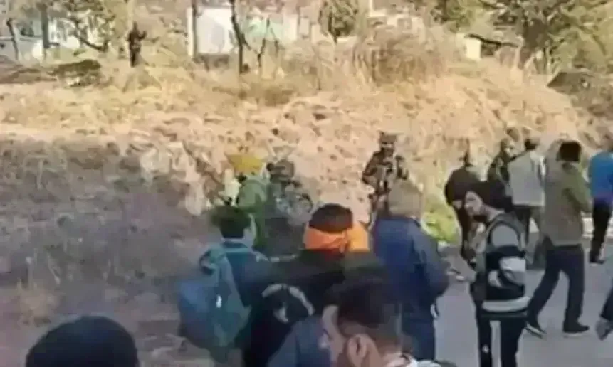 1800 CRPF personnel deployed in Jammu and Kashmir after terrorist attacks 1800 CRPF personnel deployed in Jammu and Kashmir after terrorist attacks