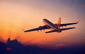 लंदन-बेंगलुरु फ्लाइट में भारतीय मूल के डॉक्टर ने शख्स को बचाया लंदन-बेंगलुरु फ्लाइट में भारतीय मूल के डॉक्टर ने शख्स को बचाया