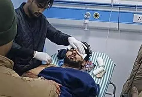 मुंबई के अस्पताल में ऋषभ पंत के लिगामेंट की सर्जरी सफलतापूर्वक हुई मुंबई के अस्पताल में ऋषभ पंत के लिगामेंट की सर्जरी सफलतापूर्वक हुई