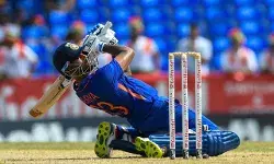 सूर्यकुमार यादव ने श्री-लंका के खिलाफ जड़ा अपने टी20 करियर का तीसरा शतक सूर्यकुमार यादव ने श्री-लंका के खिलाफ जड़ा अपने टी20 करियर का तीसरा शतक