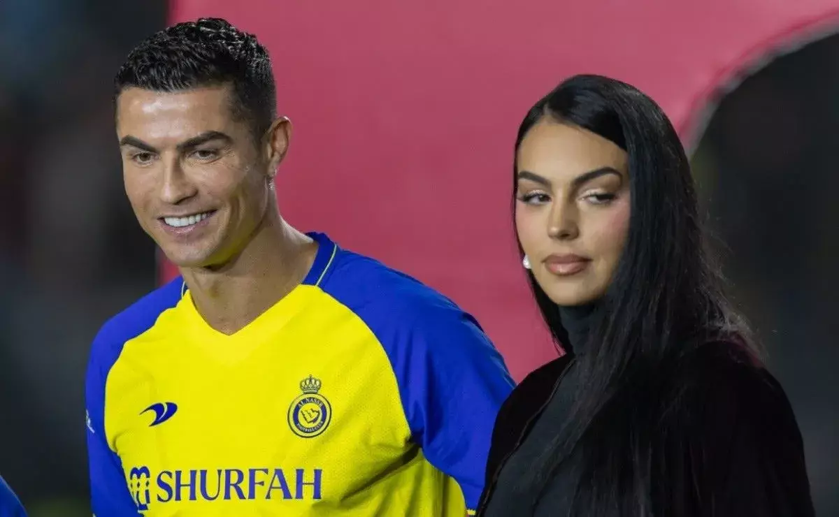 सऊदी अरब ने रोनाल्डो और जार्जिना के लिए अपने कानून में किया बदलाव सऊदी अरब ने रोनाल्डो और जार्जिना के लिए अपने कानून में किया बदलाव