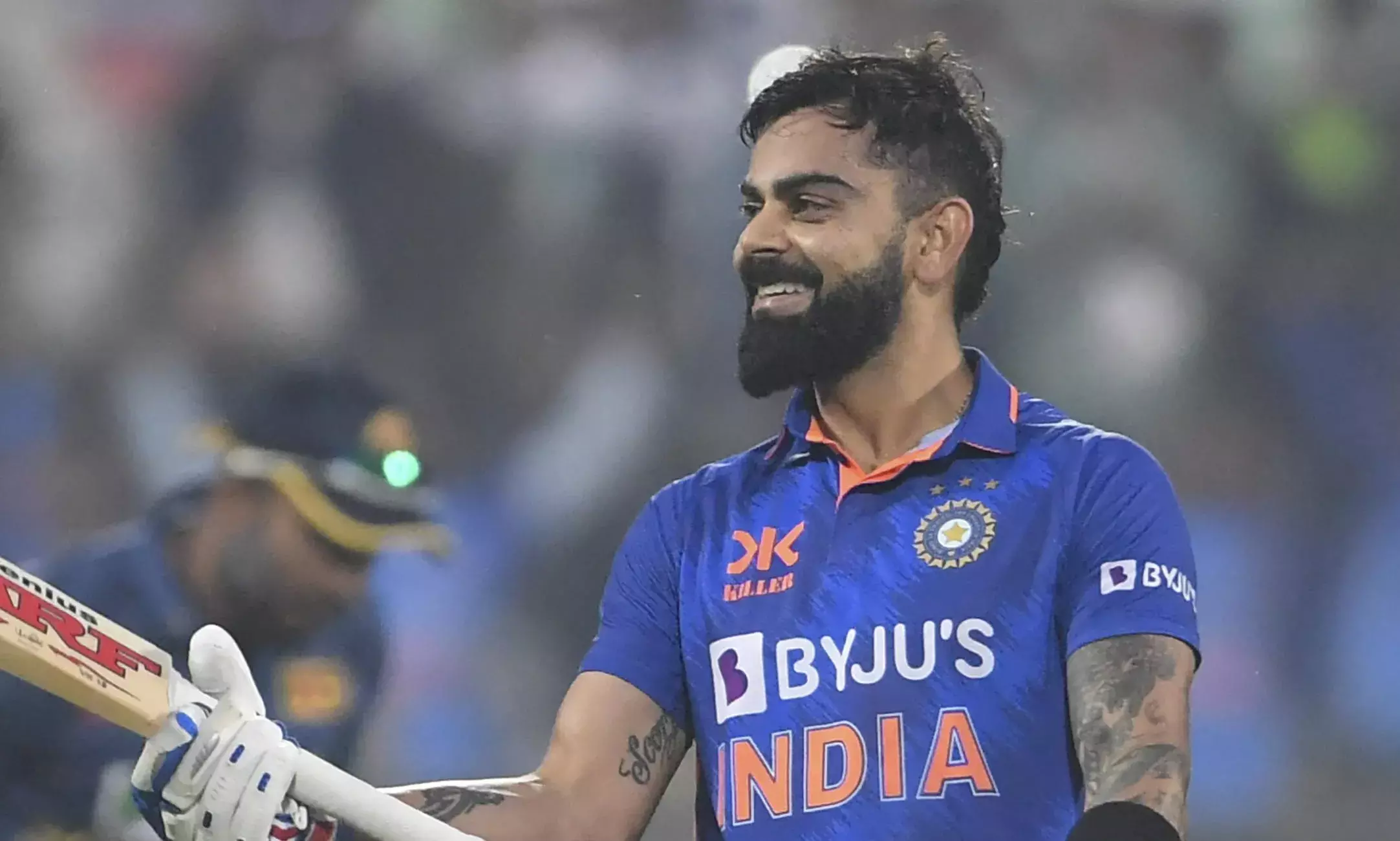Virat Kohli record: Kohli did the Virat feat by hitting the 46th century in ODIs, making many records together, world cricket also surprised Virat Kohli record: Kohli did the Virat feat by hitting the 46th century in ODIs, making many records together, world cricket also surprised