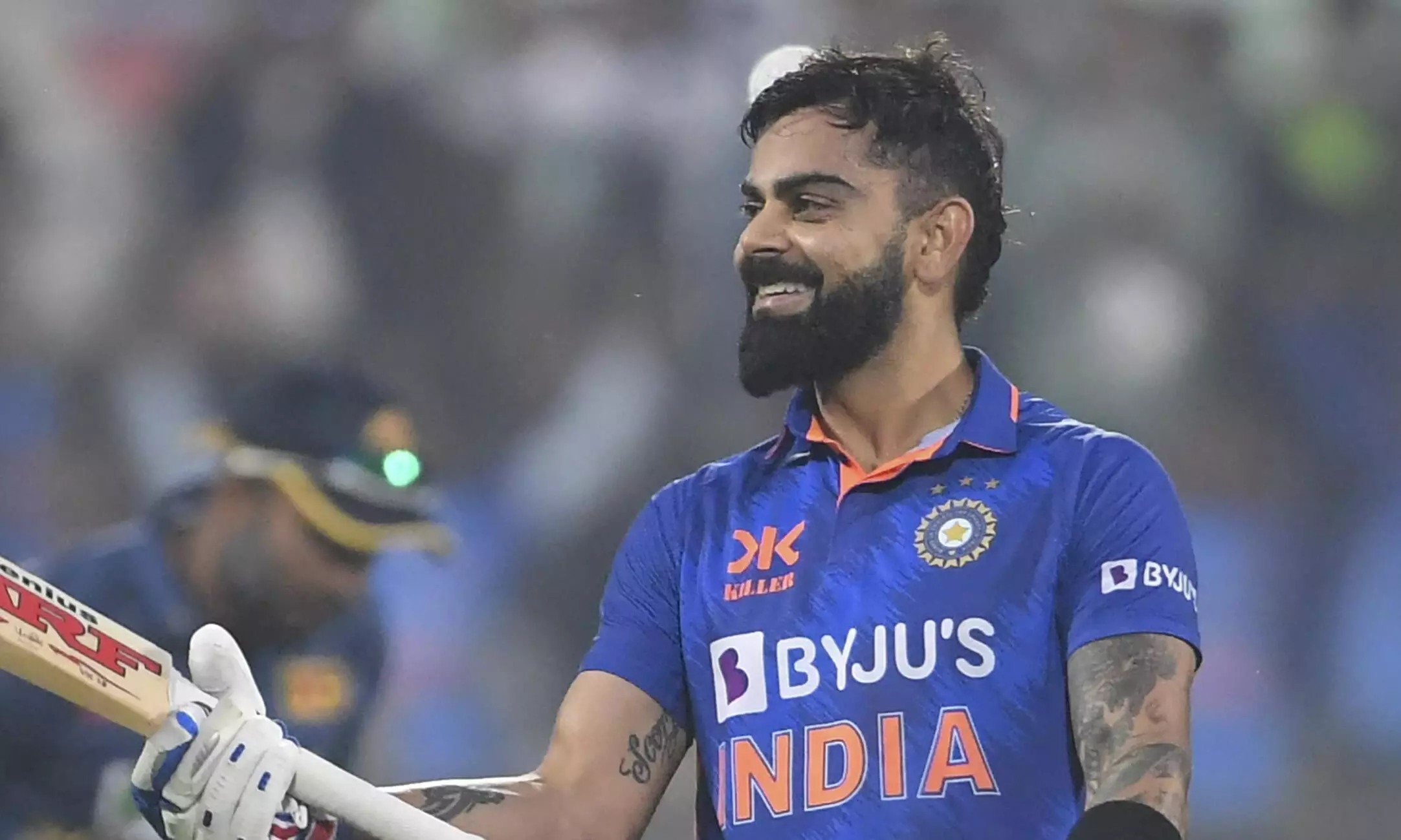 Virat Kohli record: Kohli did the Virat feat by hitting the 46th century in ODIs, making many records together, world cricket also surprised Virat Kohli record: Kohli did the Virat feat by hitting the 46th century in ODIs, making many records together, world cricket also surprised
