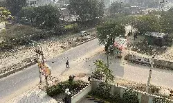 G -20 : सम्मेलन के पहले अम्बेडकर यूनिवर्सिटी के पास की सड़क माँग रही इंसाफ़ G -20 : सम्मेलन के पहले अम्बेडकर यूनिवर्सिटी के पास की सड़क माँग रही इंसाफ़