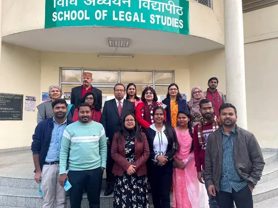 बाबा साहेब भीमराव अम्बेडकर विश्वविद्यालय के मानवाधिकार विभाग द्वारा  स्वास्थ्य और स्वच्छता विषय पर एक कार्यशाला का आयोजन किया गया