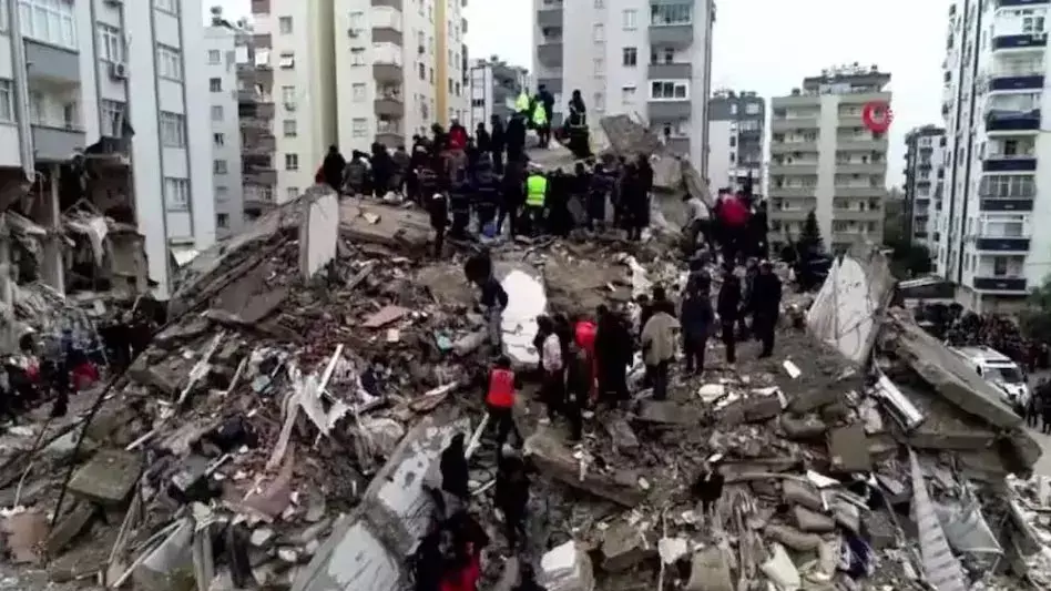 तुर्की- सीरिया में अब तक 4300 मौतें, तुर्की में 24 घंटे में भूकंप का चौथा बड़ा झटका…. तुर्की- सीरिया में अब तक 4300 मौतें, तुर्की में 24 घंटे में भूकंप का चौथा बड़ा झटका….