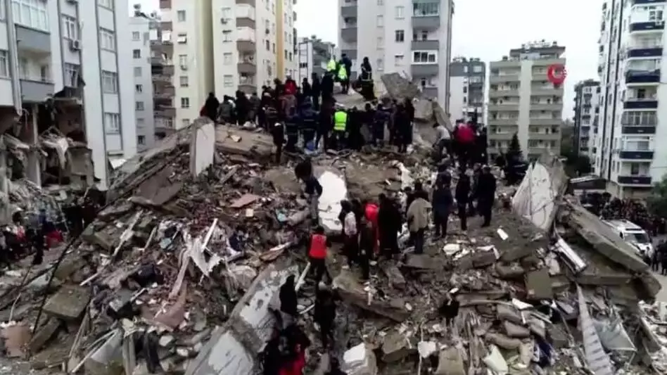 तुर्की- सीरिया में अब तक 4300 मौतें, तुर्की में 24 घंटे में भूकंप का चौथा बड़ा झटका…. तुर्की- सीरिया में अब तक 4300 मौतें, तुर्की में 24 घंटे में भूकंप का चौथा बड़ा झटका….