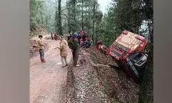 जम्मू-कश्मीर के उधमपुर में बस दुर्घटना में कई घायल